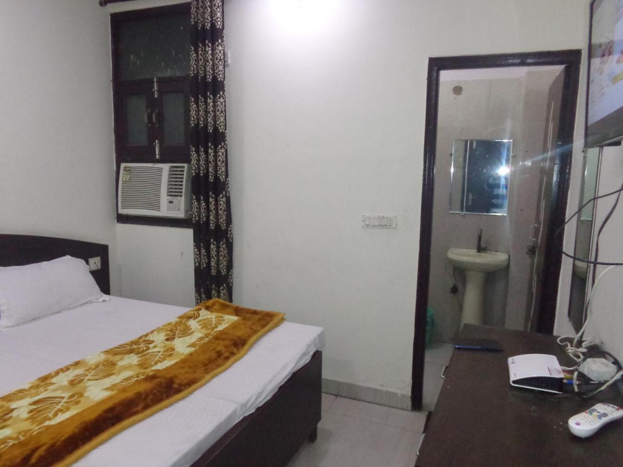Silver Residency Hotel New Delhi Luaran gambar